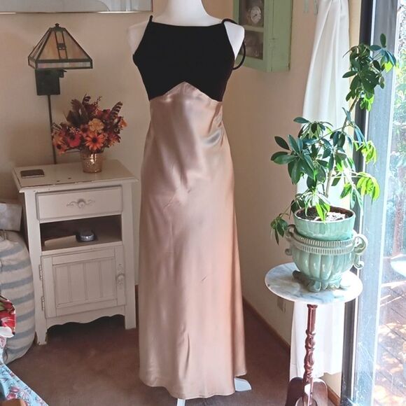 Vintage Jay Jacobs Evening Gown, Old Hollywood, Quiet Elegance - Picture 1 of 11